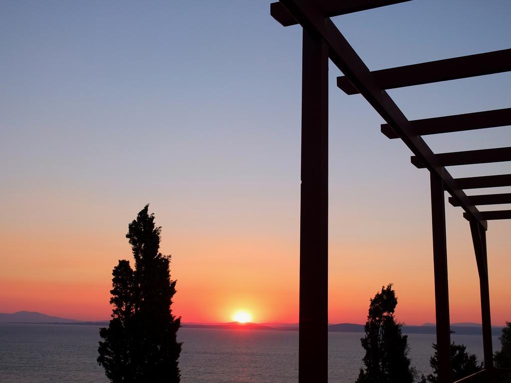 Efta Anemi - Benovias Aparthotel Karfas Luaran gambar